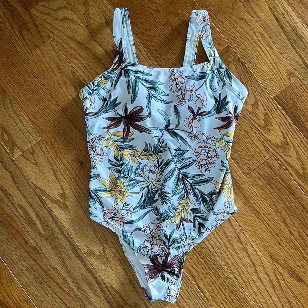 One Piece Bathing Suit! Size Large! Never Worn Before!